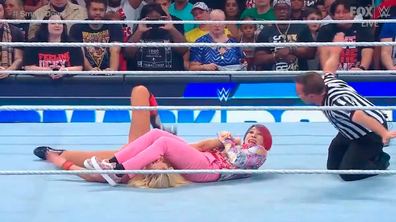 Asuka attacks Charlotte Flair - WWE SmackDown 7/21/2023