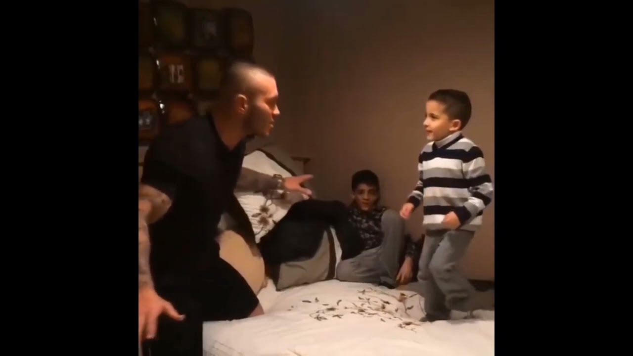 Randy Orton vs Kids (RKO)