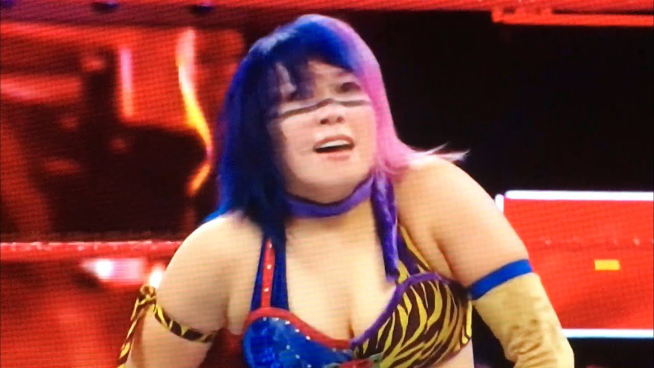 WWE ASUKA プッツンからの猛攻撃