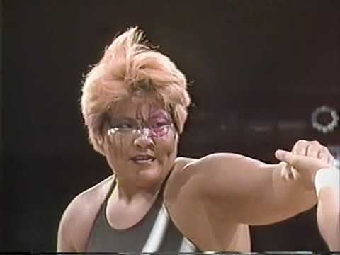 Dump Matsumoto & Bull Nakano vs  Chigusa Nagayo & Noriyo Tateno 4/6/1985 - AJW