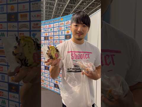 【新日本プロレス】成田選手へスタッフから誕生日プレゼント！　#shorts